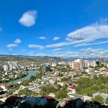 Cozy 1-Bedroom Unit In Tbilisi, With Amazing View Bagian luar foto