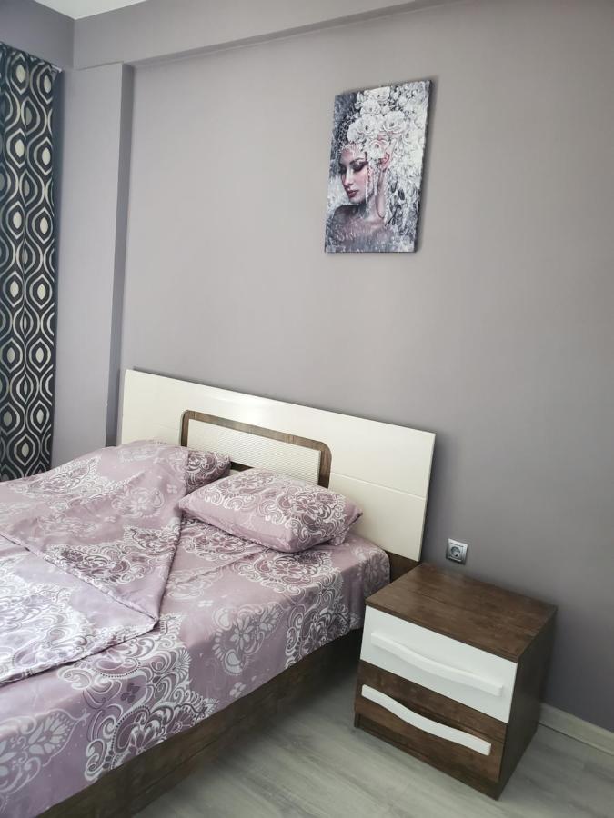 Cozy 1-Bedroom Unit In Tbilisi, With Amazing View Bagian luar foto